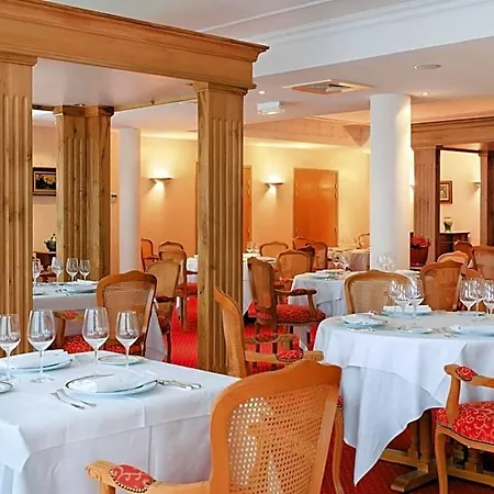 Aparthotel Medicis 4*